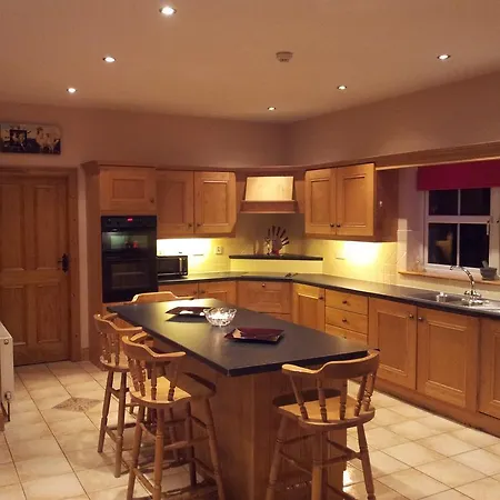 펜션 Rosswood House *