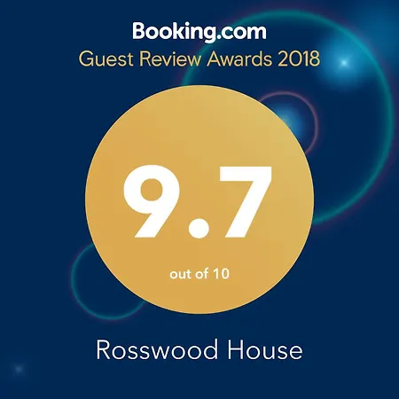 Holiday home Rosswood House *